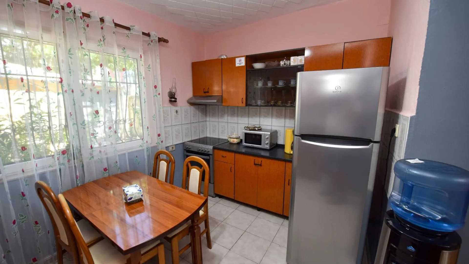 別荘 Fran'S Traditional House Shkodër